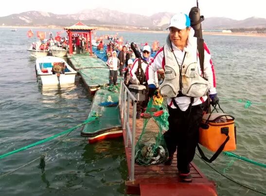 探索青岛新潮海钓胜地：揭秘最热门的海钓打卡点